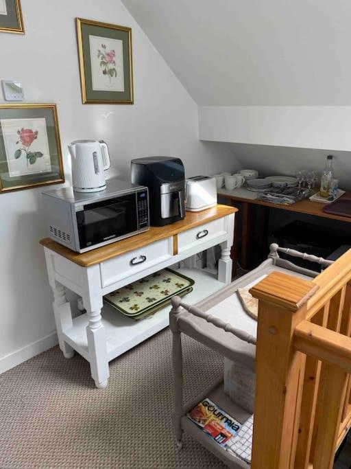 Helens Haven First Floor Apartment Via Stairs Preston  Eksteriør billede